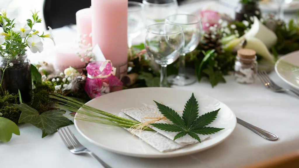 Top weed wedding gifts for newlyweds.